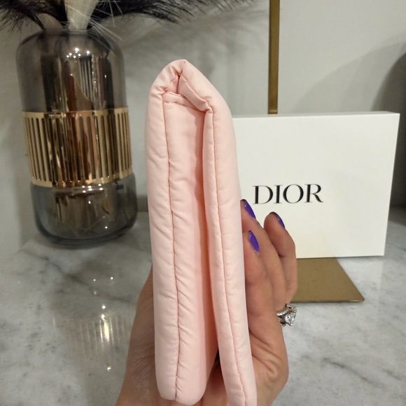 GWP Dior Elegant Pink Clutch/makeup pouch - Picture 2 of 4